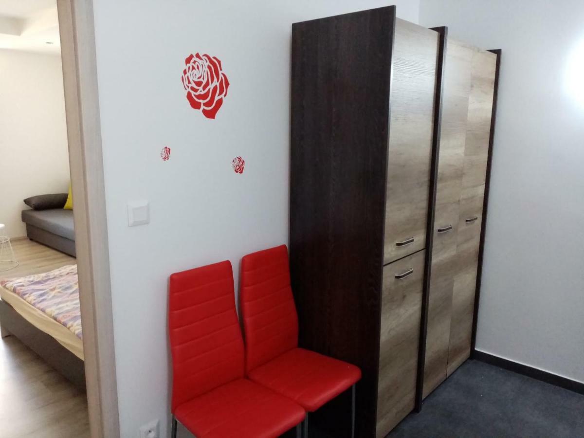 Apartman Aneta Карлові Вари Екстер'єр фото